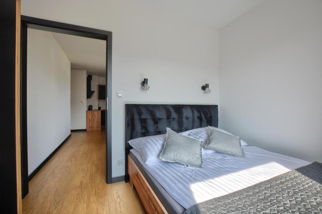 Appartement Wilcze Zacisze à Ustrzyki Dolne Extérieur photo